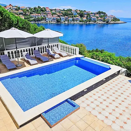 Snjezana-5 By Interhome *