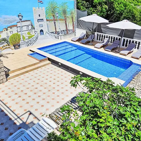 Snjezana-5 By Interhome ザヴァラティサ