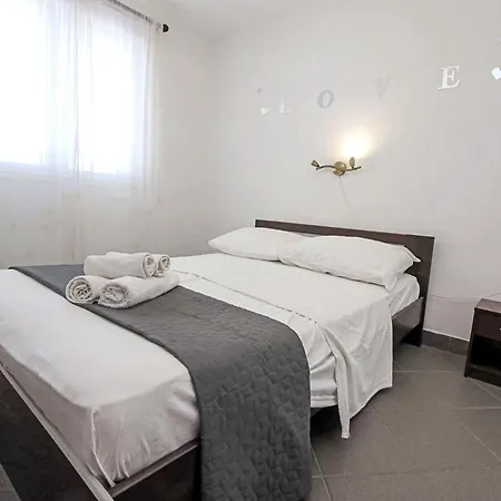 Apartment Snjezana-5 By Interhome *