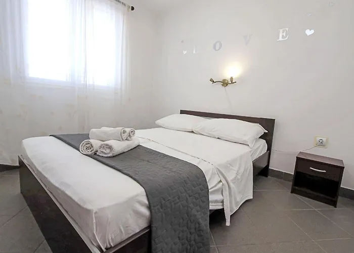 Snjezana-5 By Interhome *