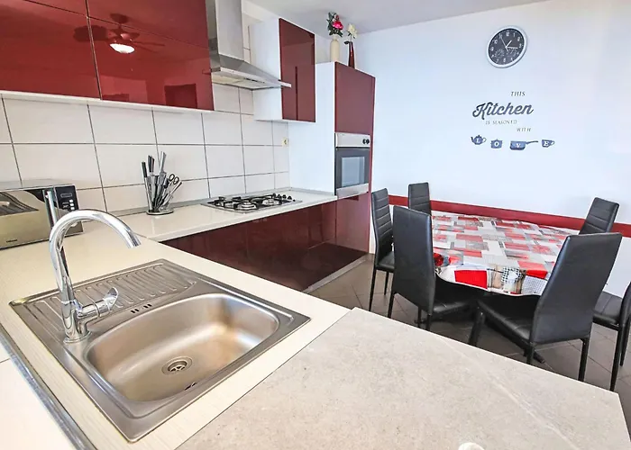 Snjezana-5 By Interhome زافالاتيكا