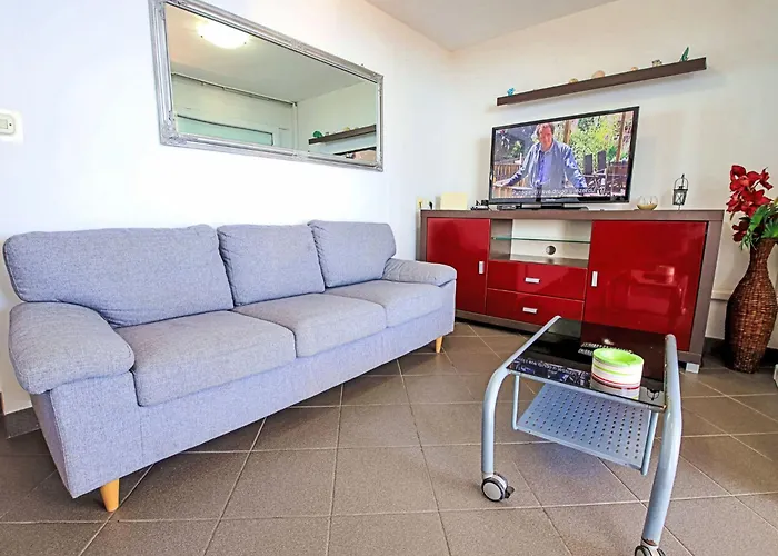 Snjezana-5 By Interhome * زافالاتيكا